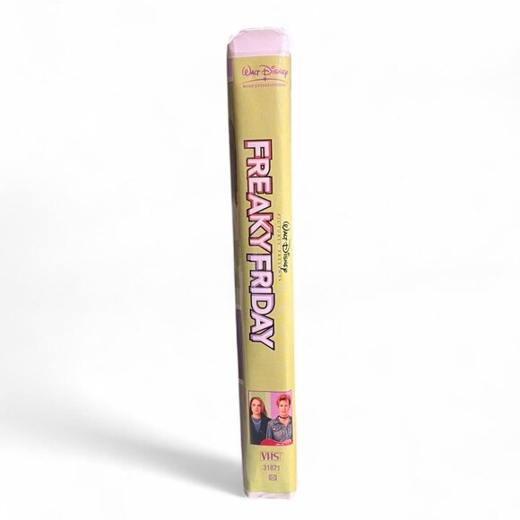Freaky Friday VHS Movie Clamshell - Picture 2 of 5